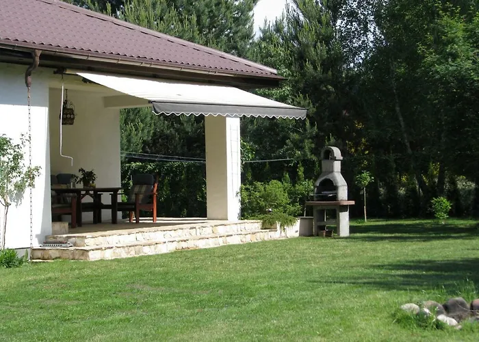 Biala Przystan 펜션 사시노